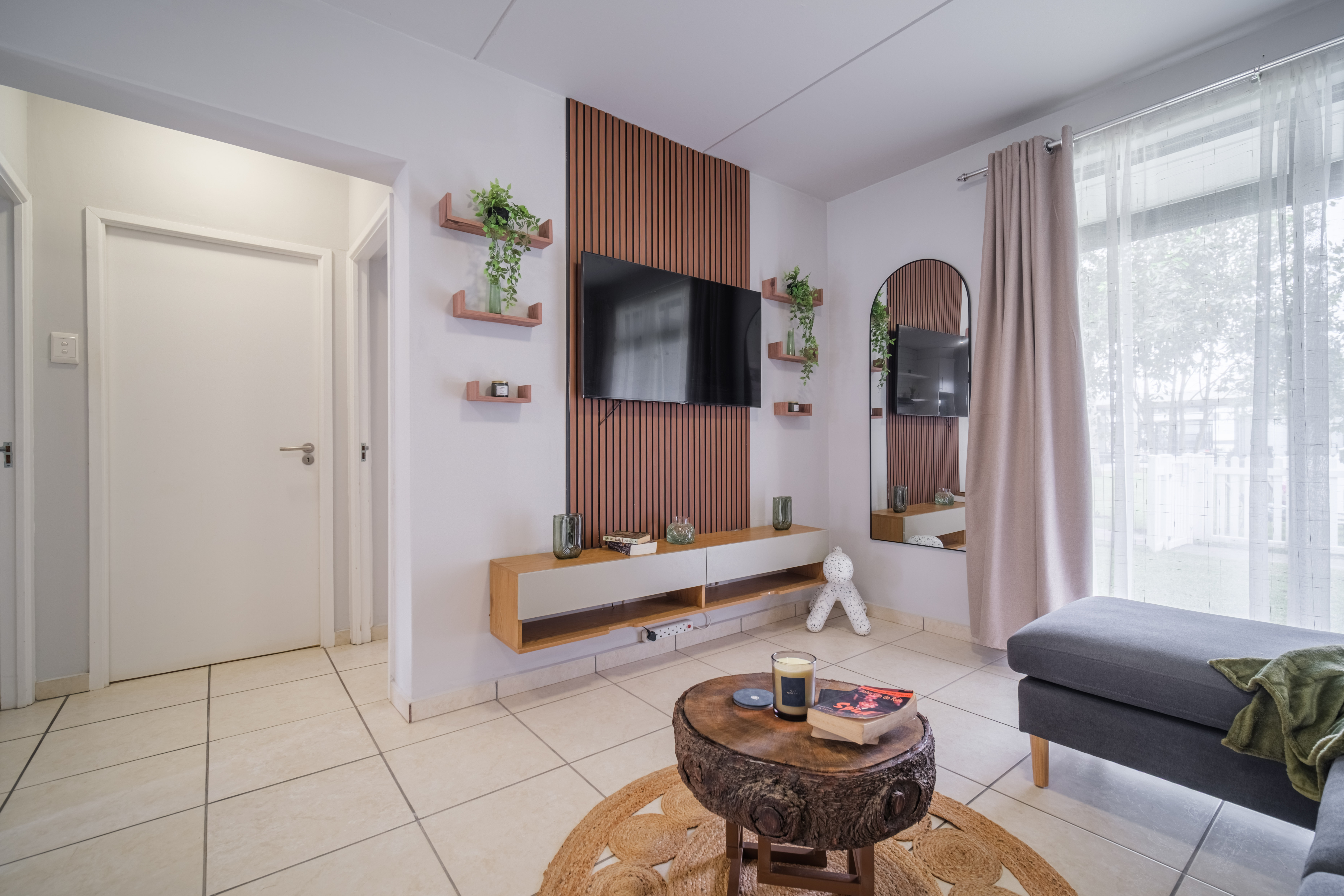 Ballito Groves TV Lounge