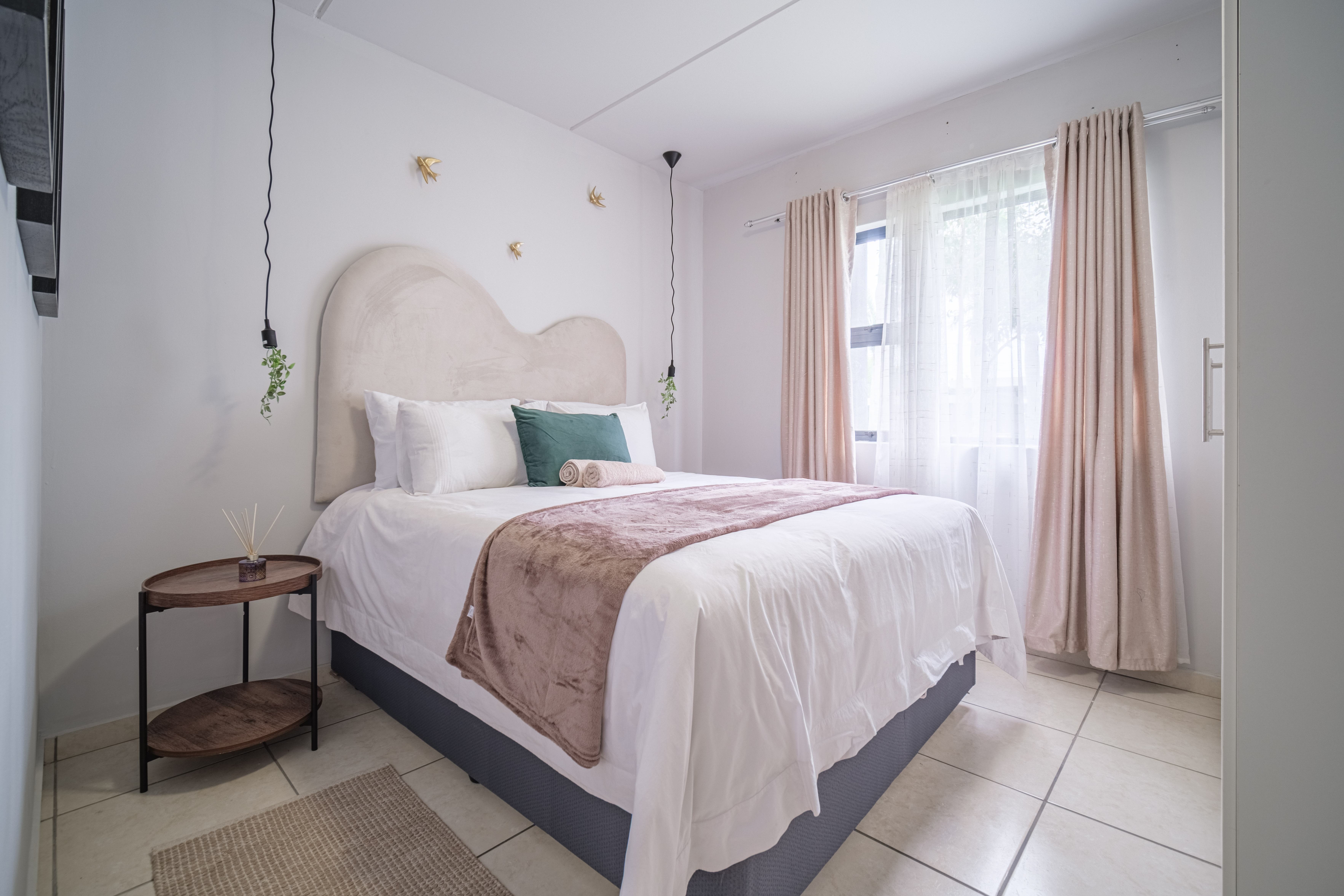 Ballito Groves Bedroom