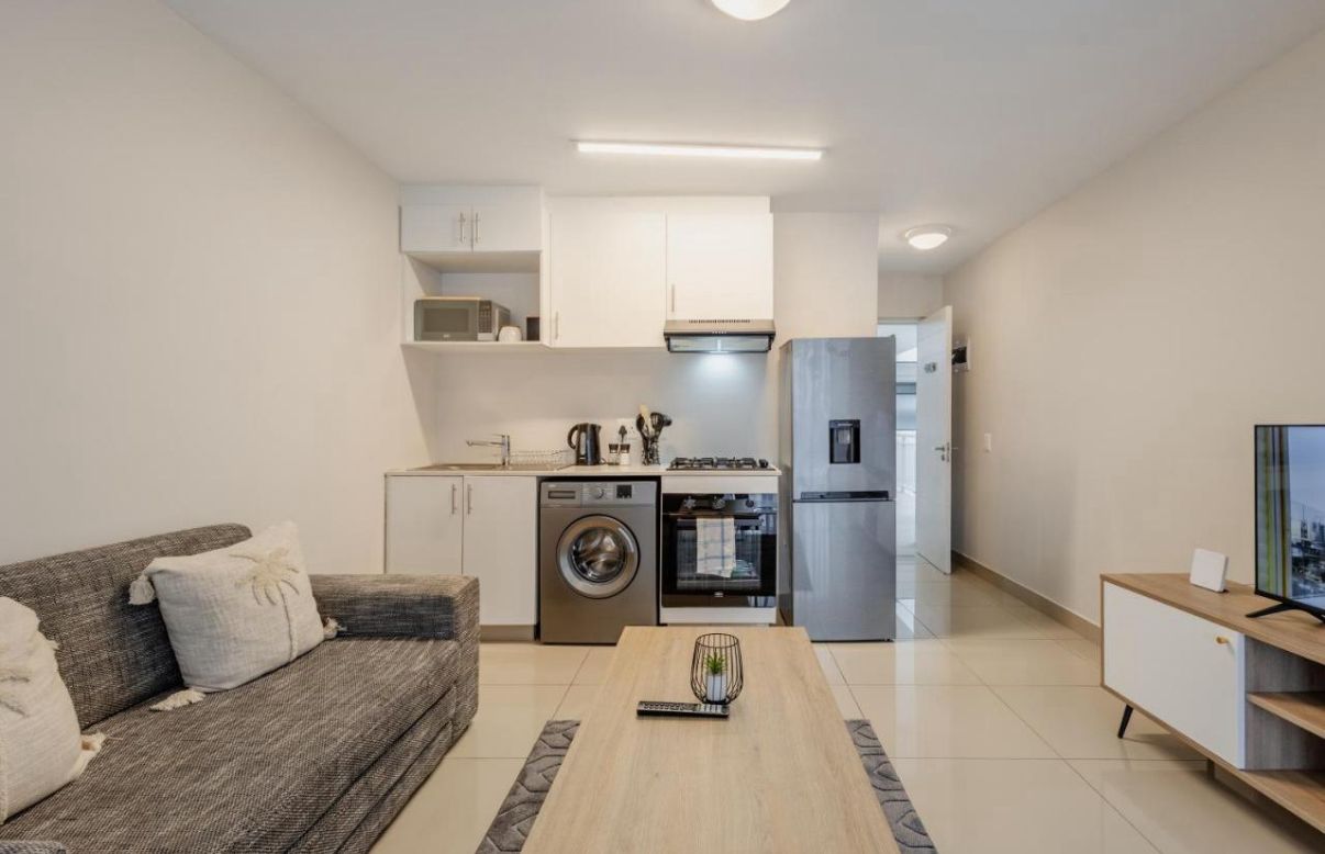 Phola Studio Suite Kitchen